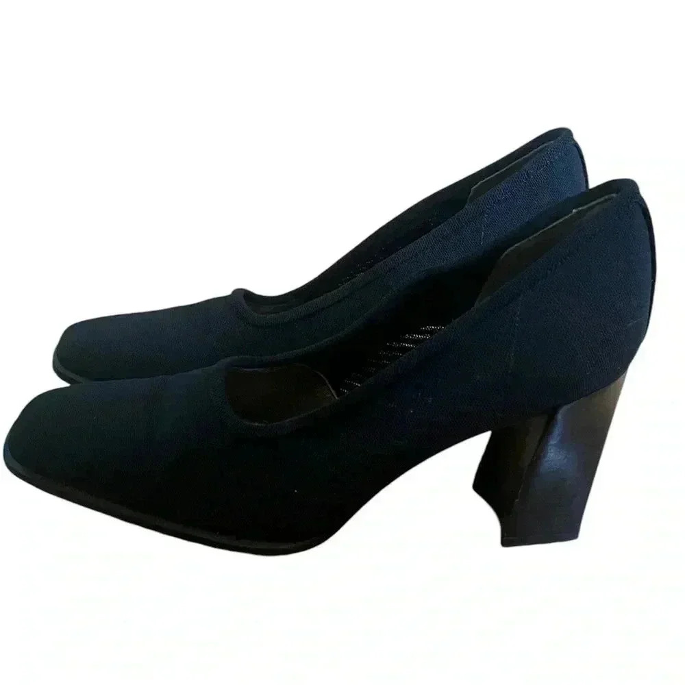 Stuart Weitzman Size 5.5‎ Vintage Block Heels Slip-On Casual Fabric Covered Pump